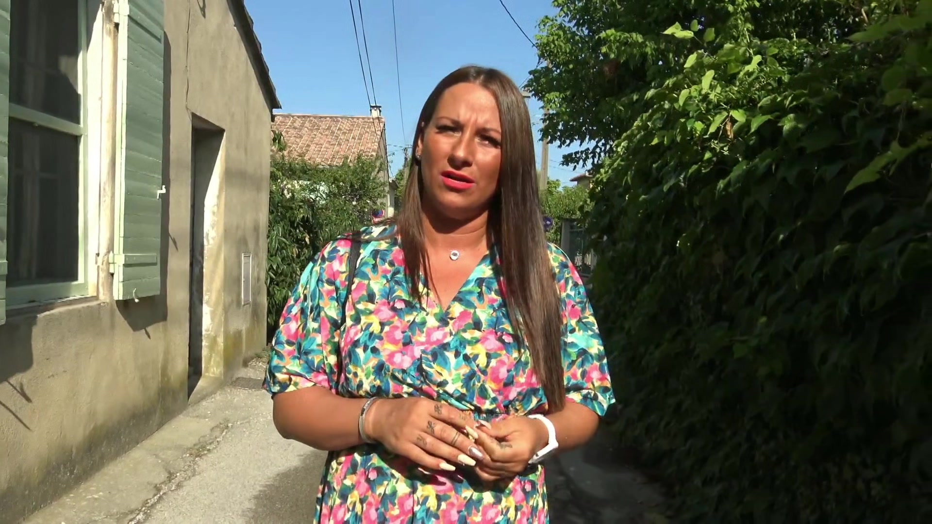 Mila, 34, shows us her sacred character!