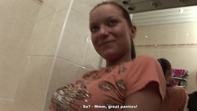 Hot fuck in bathroom