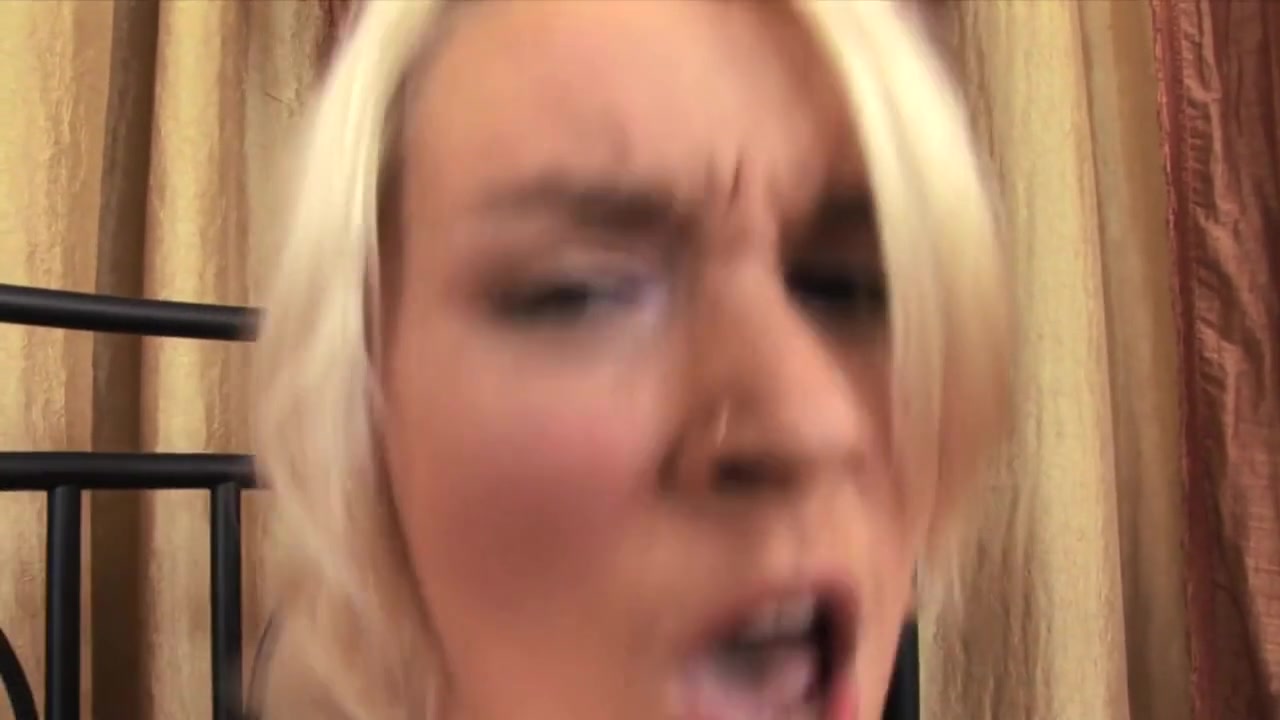 Hot Blonde Babe Takes It Deep In Her Ass