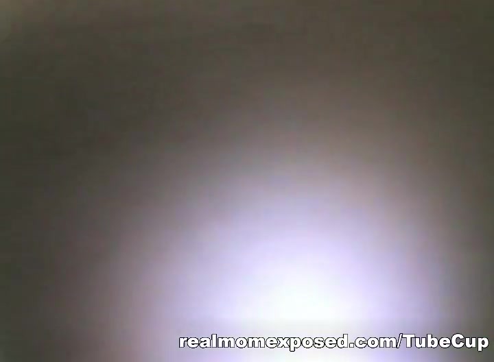 Sexy Step mom Daria naked in the shower