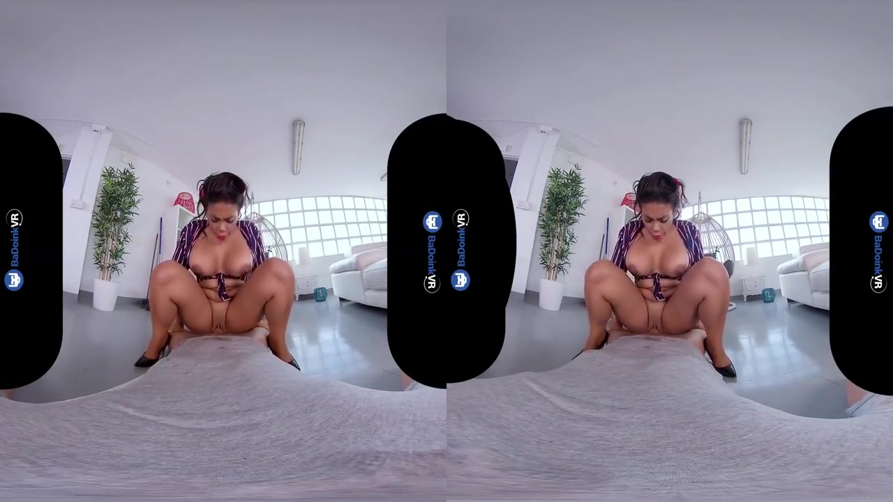 Cheating Your Wife With Maid With Curvy Latina, Virtual Reality And Vr Porn