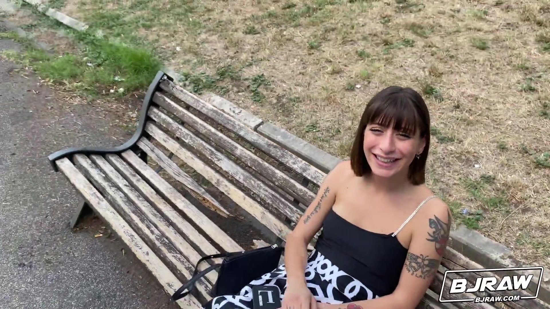 Silvia Has Roman Lips - BJRaw