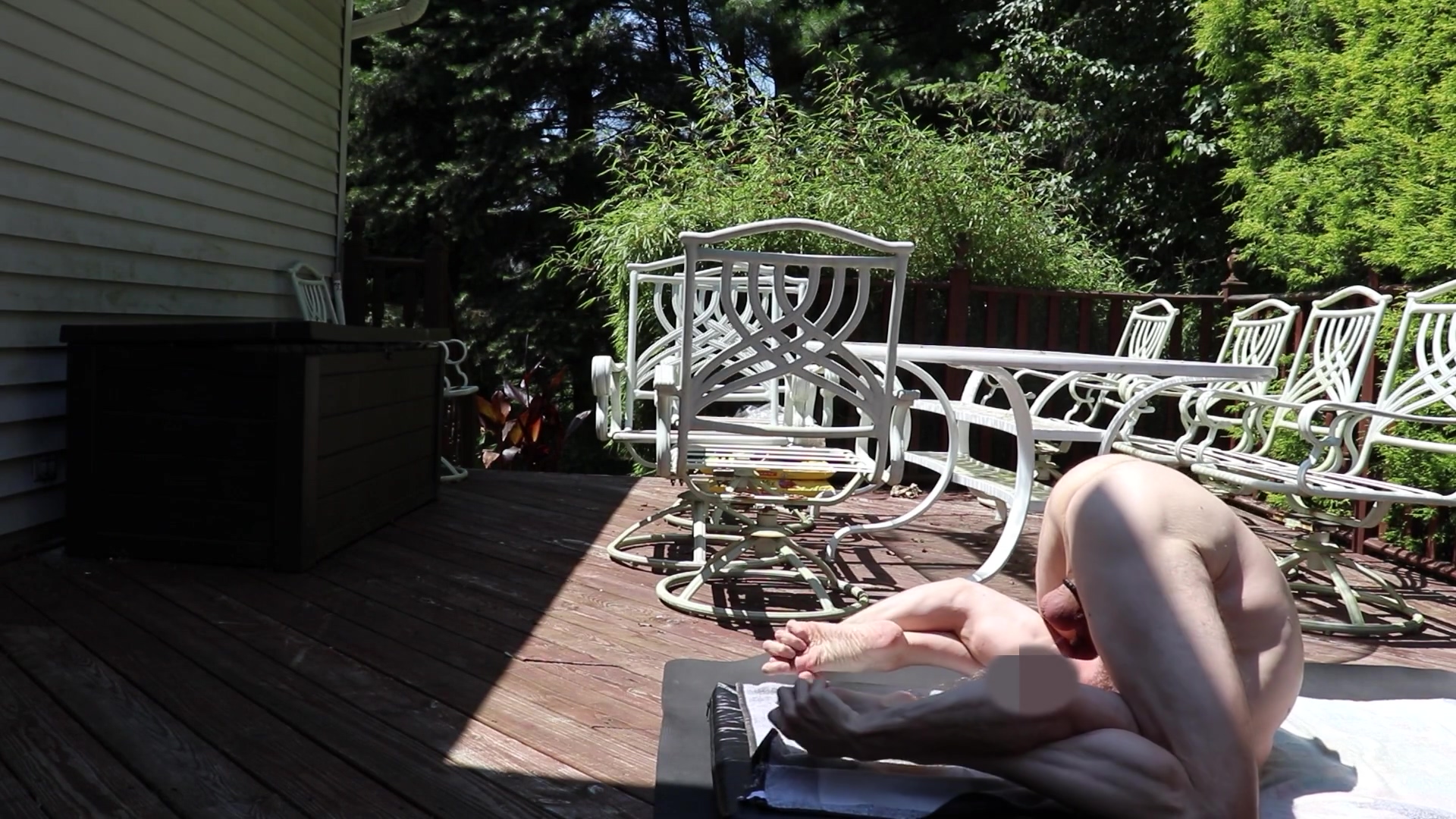 Selfsucking On My Deck Where The Cum Flows Like Wine