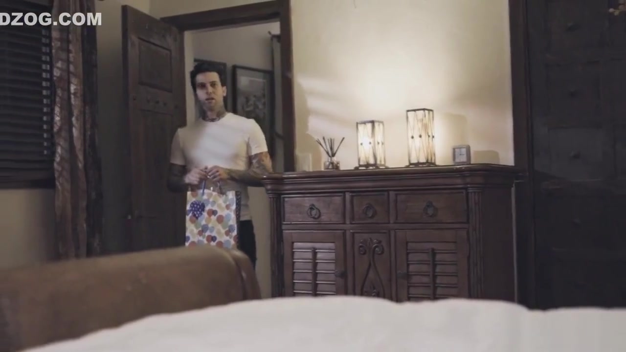 Small Hands finding his Step dad and stepsis Jill Kassidy fucking
