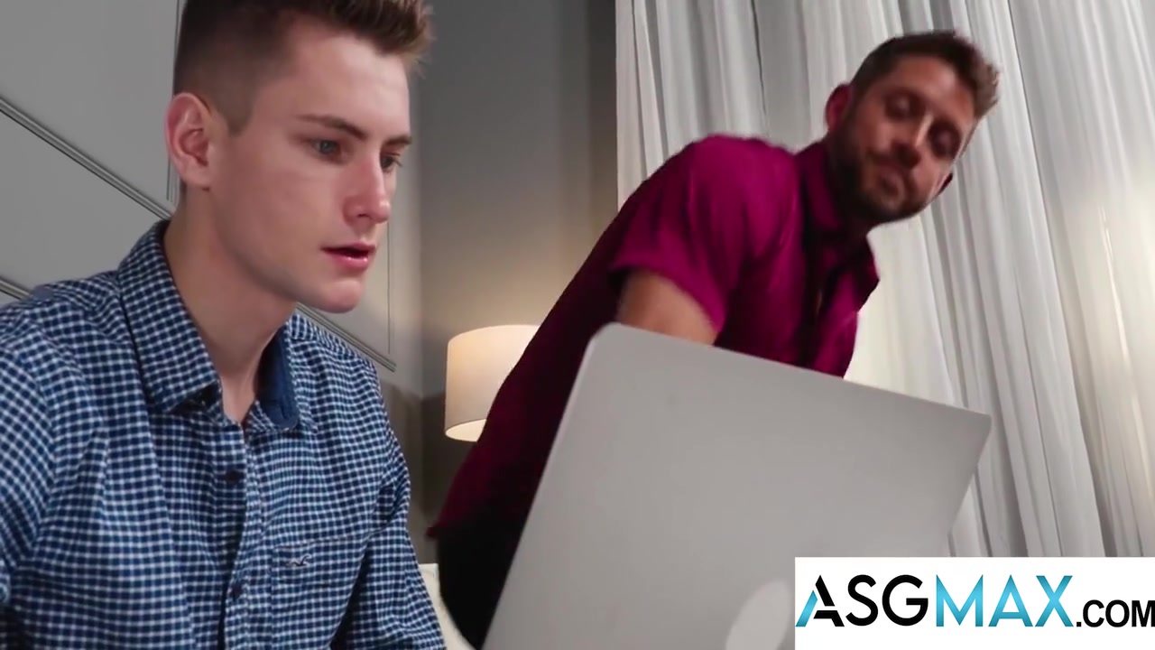Trevor Harris, Johnny Ford And Nico Coopa - Stressed Twink Soothed With Stepdilfs Massive Cock