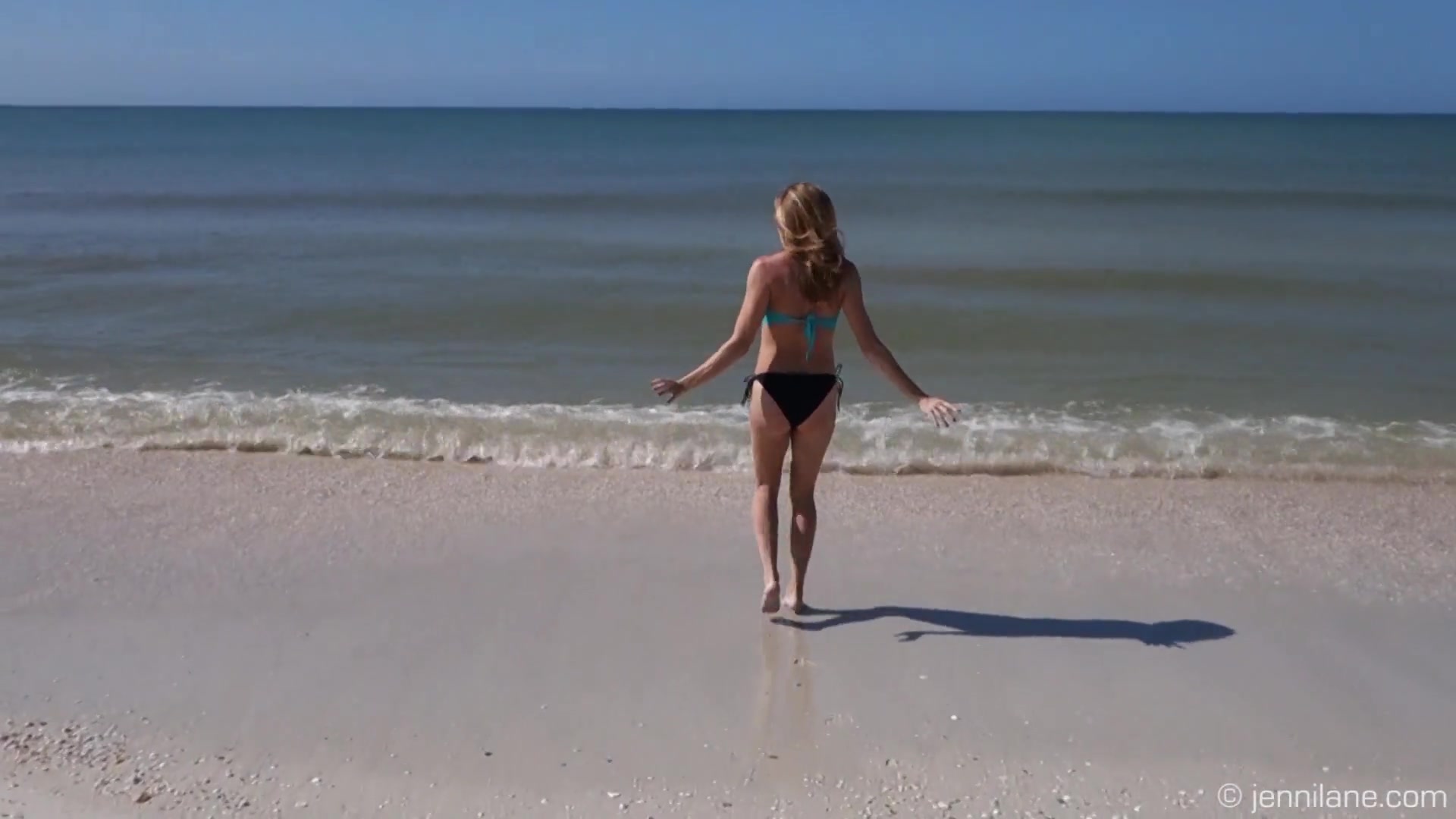Jenni Lanes Beach Frolic - Sex Movies Featuring Jennilane