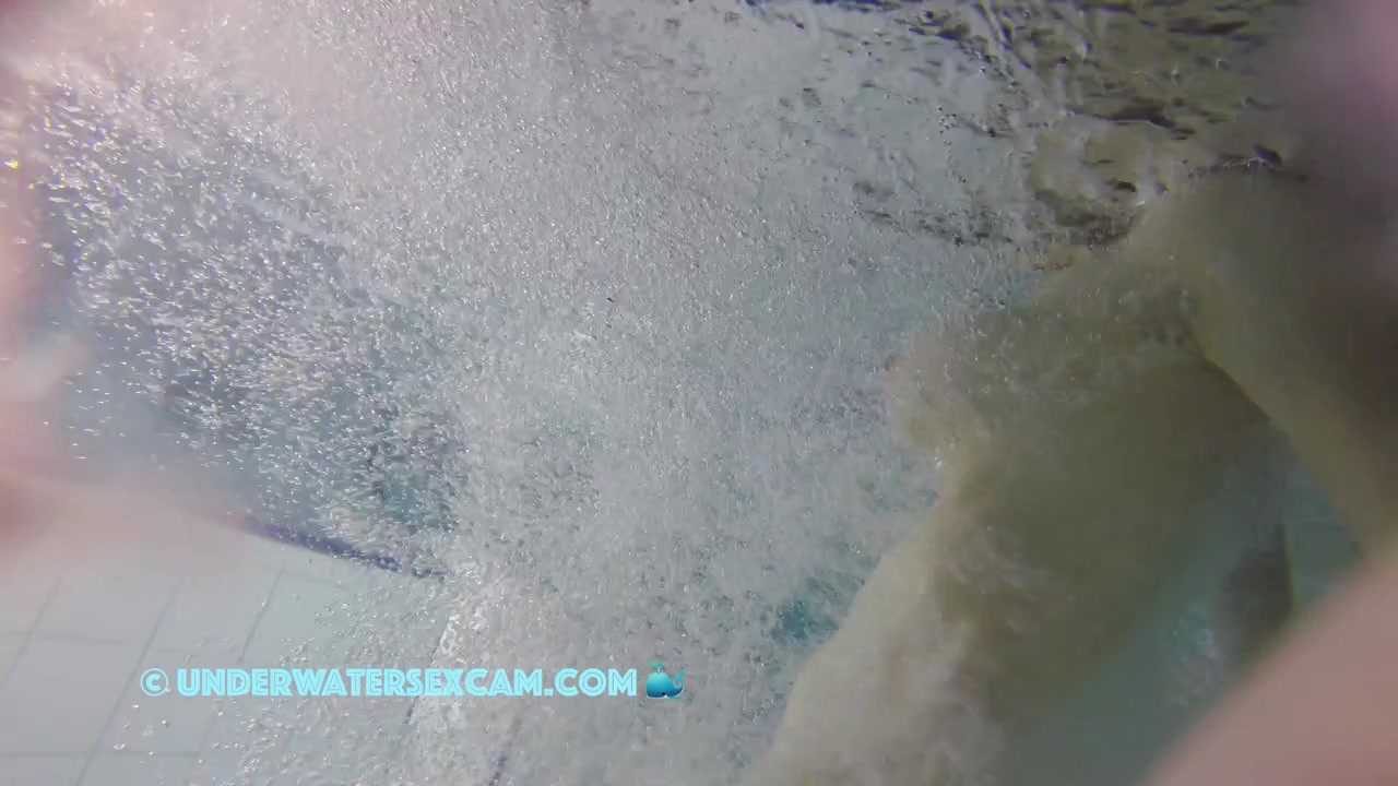 This Lady Finds Out What Else She Can Do With The Jet Stream