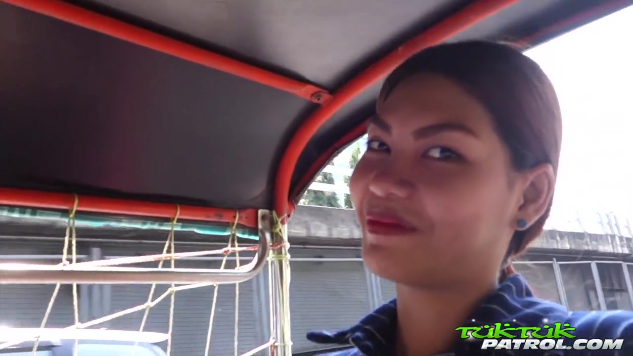 Stunning Thai Girl, Prik - TukTukPatrol