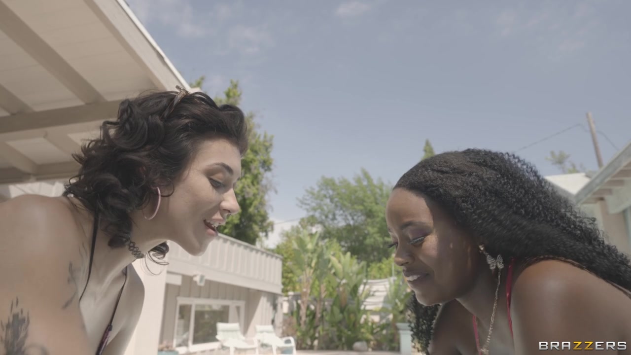 Curious Besties Raunchy Resort With Van Wylde, Brooklyn Gray, Elsie, Artemisia Love - Brazzers