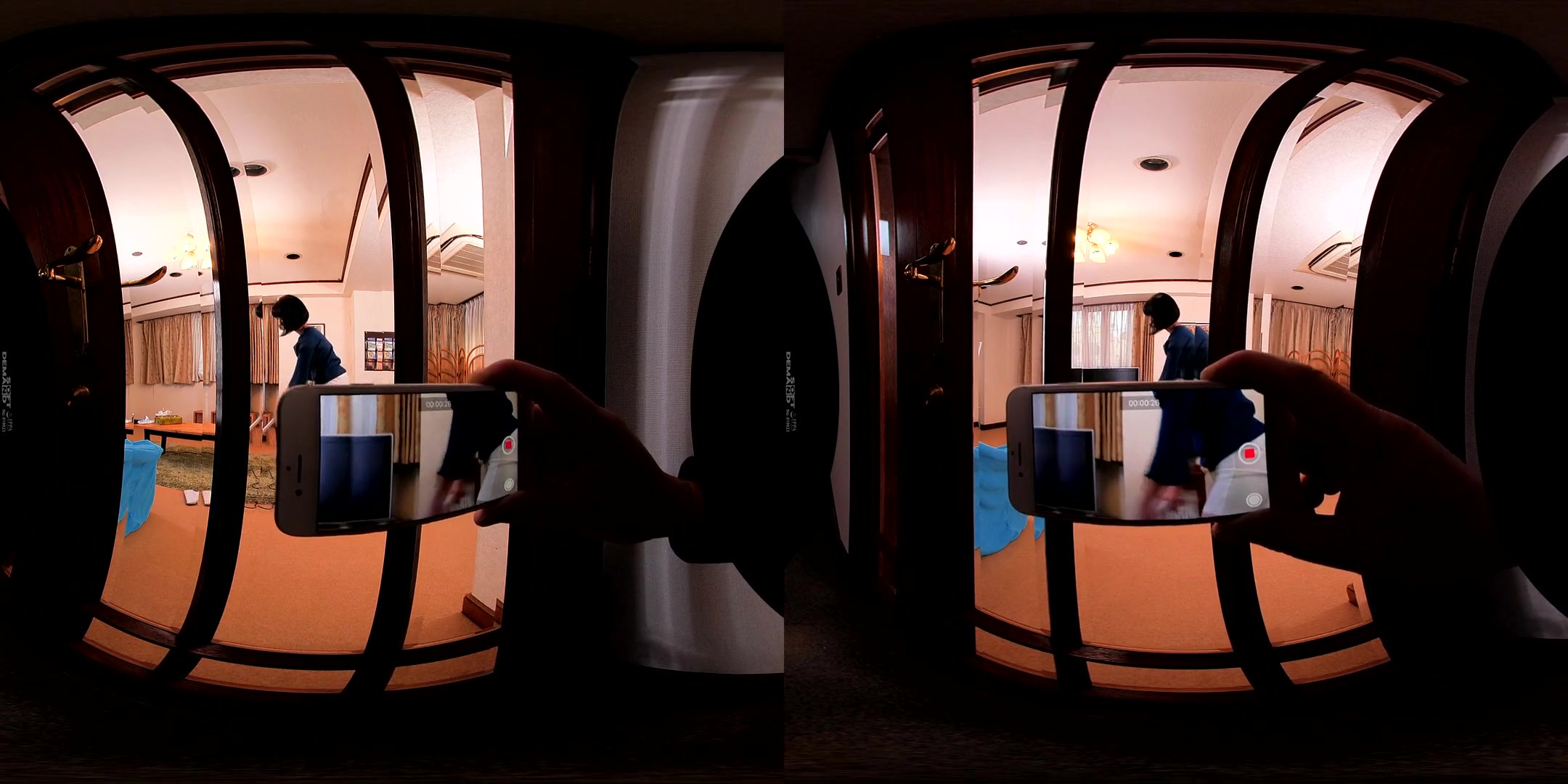 Zoomed-in Peeping VR 2 - Upskirt Downblouse