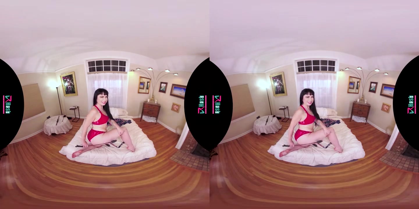 VRHUSH Siouxsie Q masturbating with a dildo in POV VR