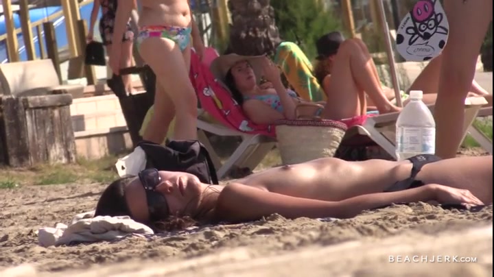 Side Boobies - BeachJerk