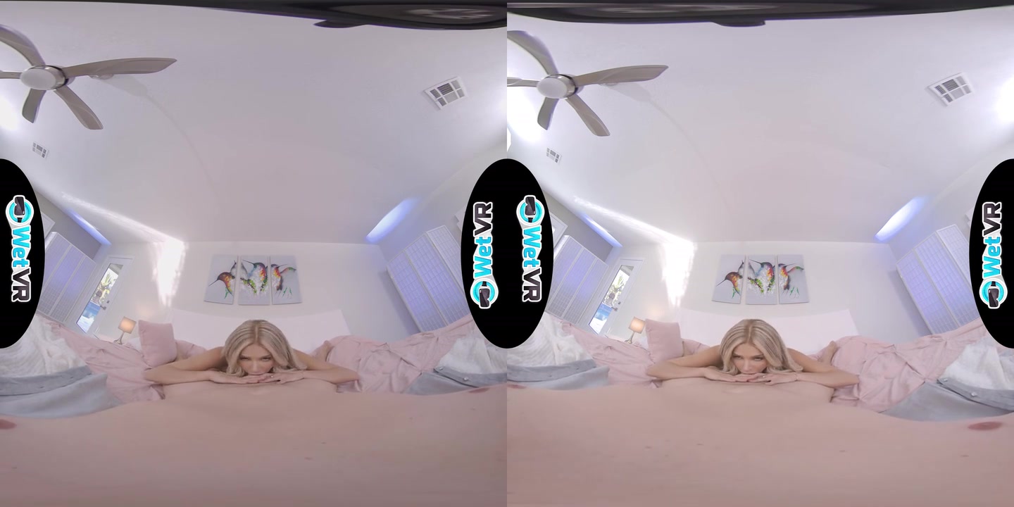 Emma Hix in Hot Real Estate - WetVR