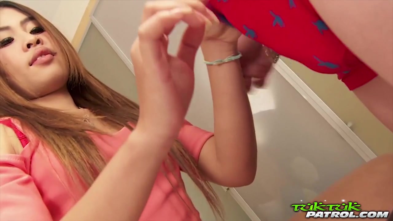 Fon2 - Blowjob - TukTukPatrol