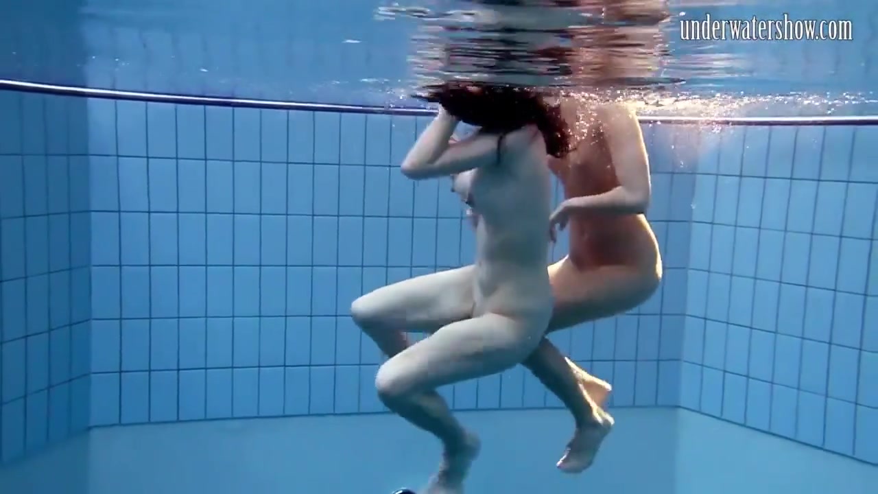 Watch Them Hottest Babes Underwater Super Sexy