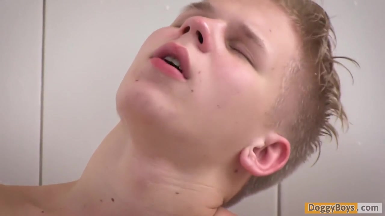 Teenage Cock Stroking In The Shower With Bert