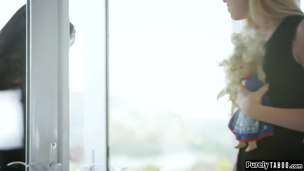 teen 18+ Dressed Up As N Facesitted By Blonde - Jordan Pryce
