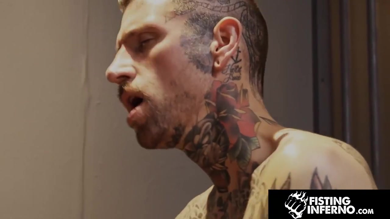 Tatted Officer Fucks Hunk Prisoner In His Cell With Ryan Sebastian