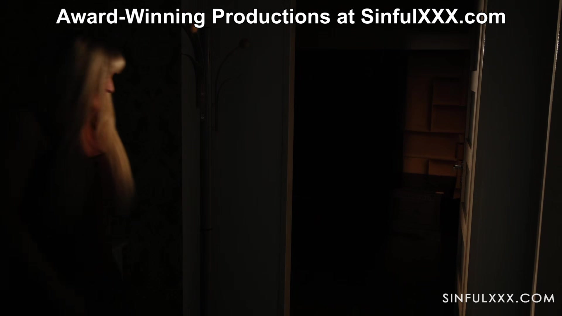 I Want you Inside me! Jarushka Ross gets Distracted by Alex Charger for SinfulXXX