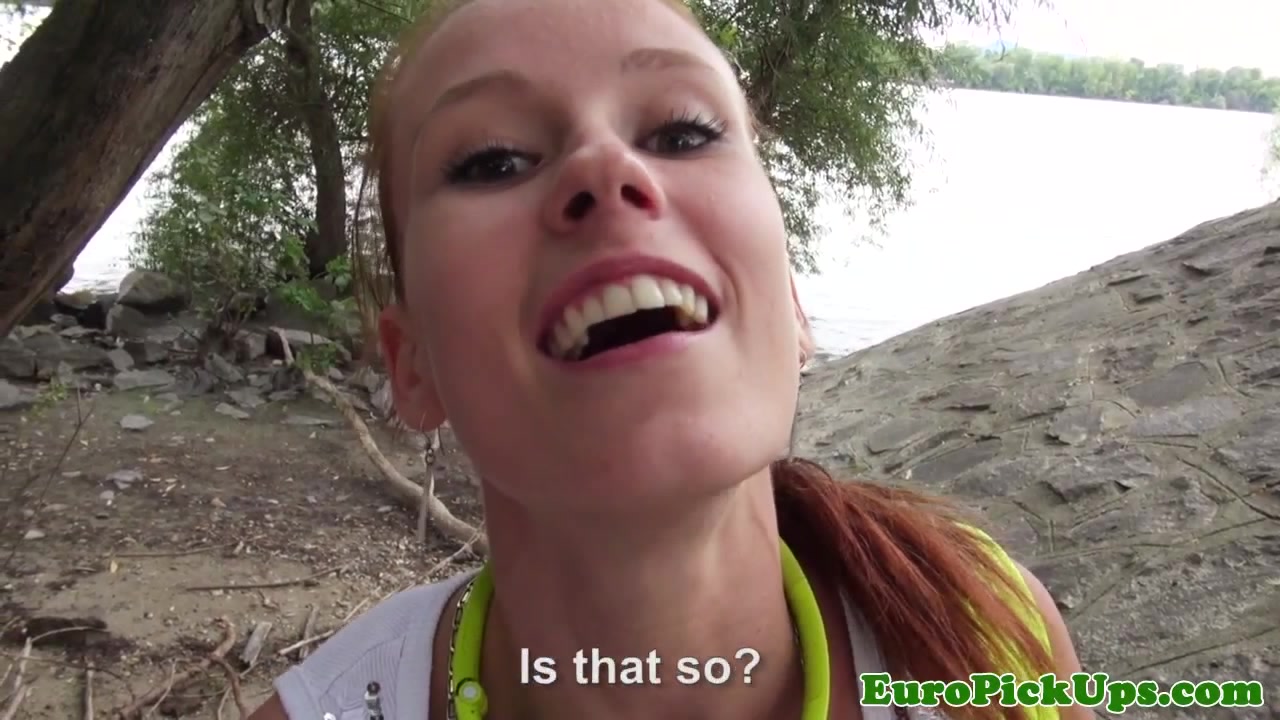 Outdoor pulled euro cumsprayed on pussy