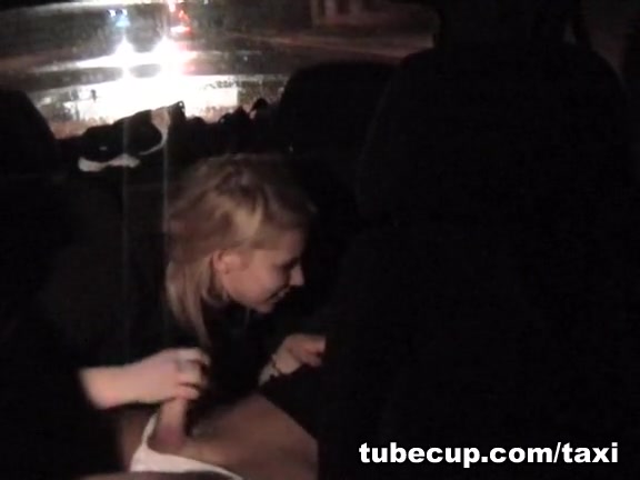 Blonde shows her passion on the taxi camera