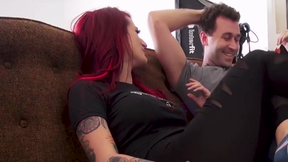 Ass Fucked Tattooed Bitch Fucked By Bwc In Anal Hole