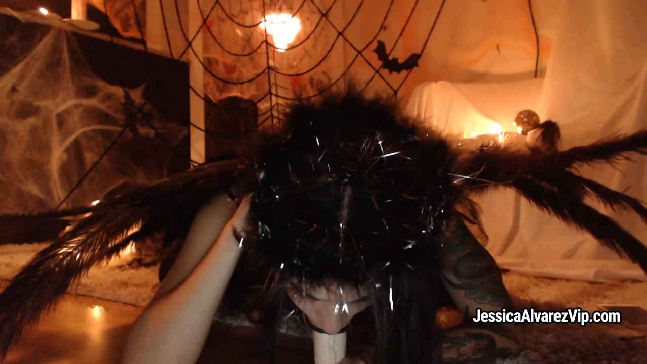Jessica Alvarez - Dark blow job
