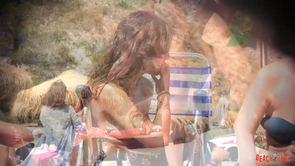 Hottie 18 #15 - BeachJerk