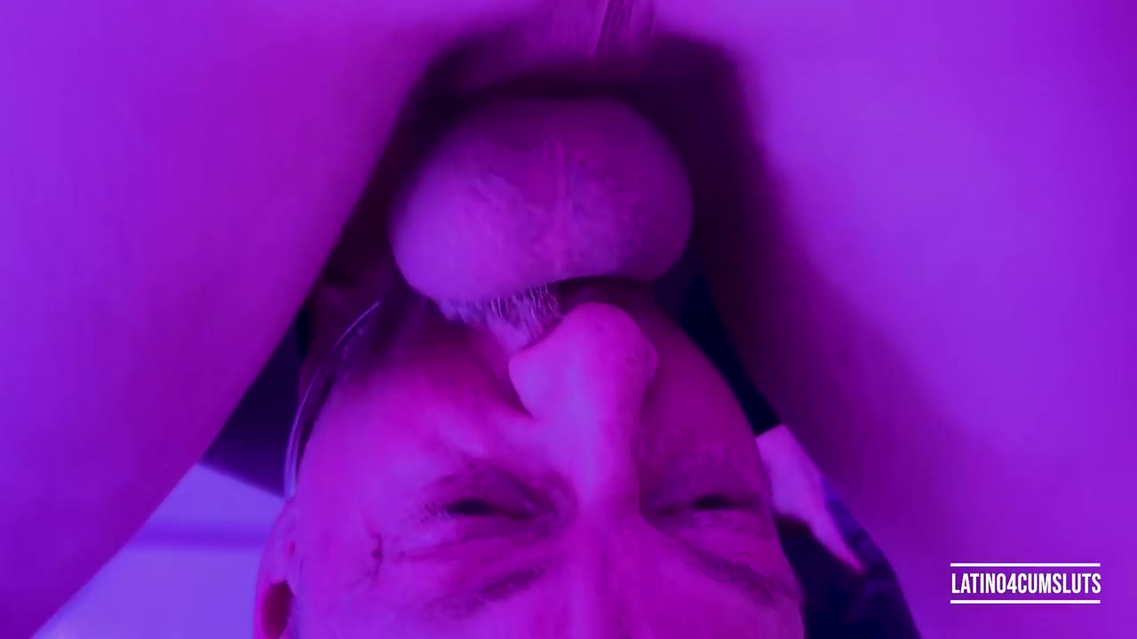 Perverted Pighole Fuck With Large Cocks