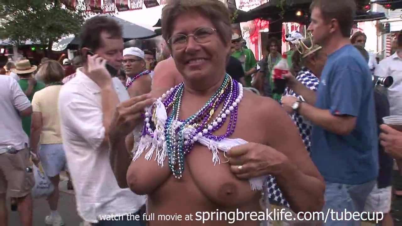 SpringBreakLife Video: Flashing In Key West
