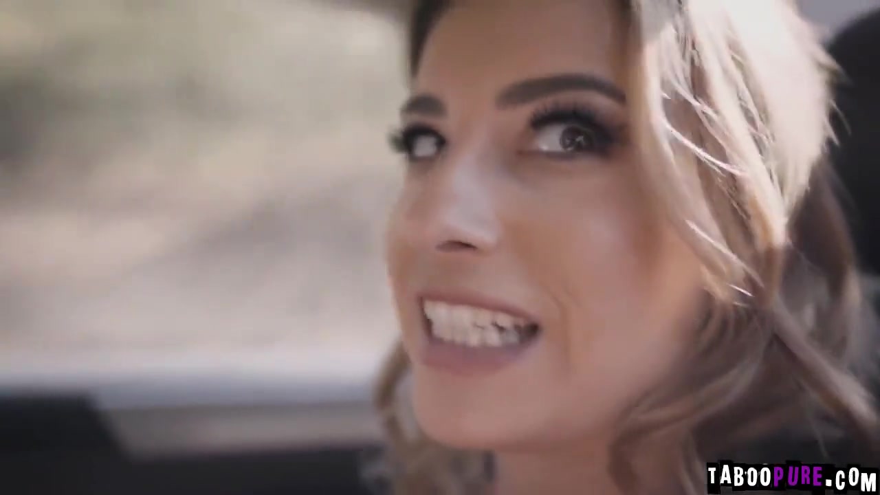 Kristen Sucked Mikes Raging Cock To Pay For Her Ride