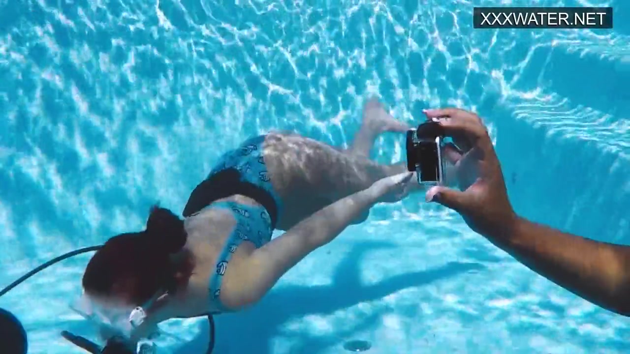 Polina Rucheyok Sucks And Fucks Underwater