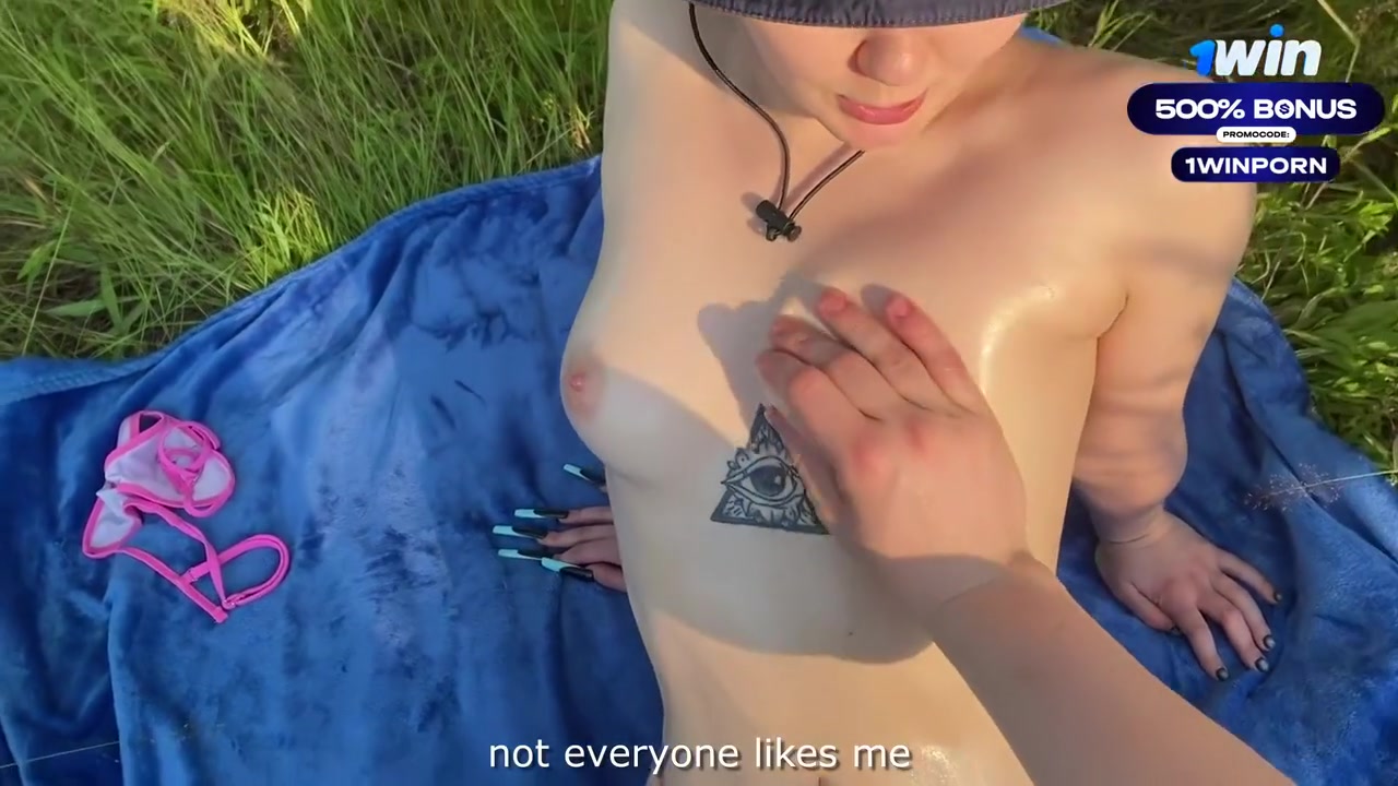 Zachem T Drochish Na Menya?! Zharkii Seks V Lesu With Alexa Mills