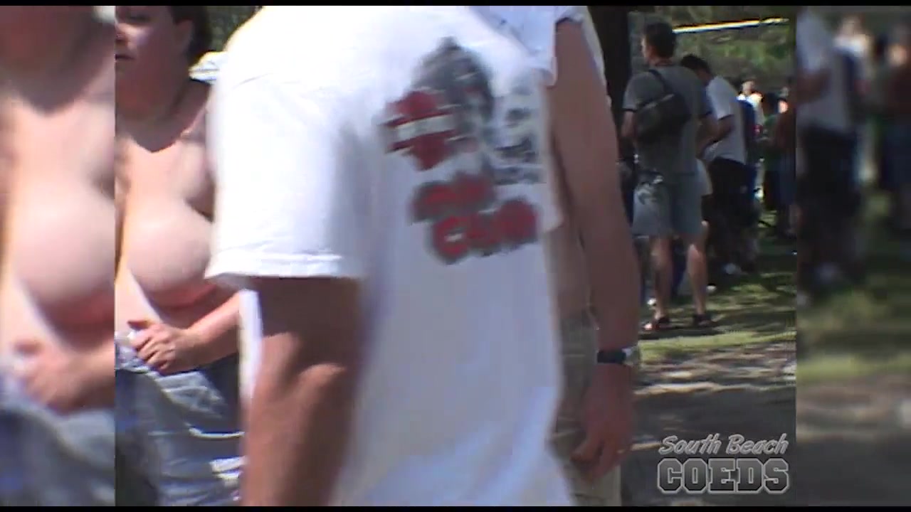 Random Nice Video From The 2004 Show - SouthBeachCoeds