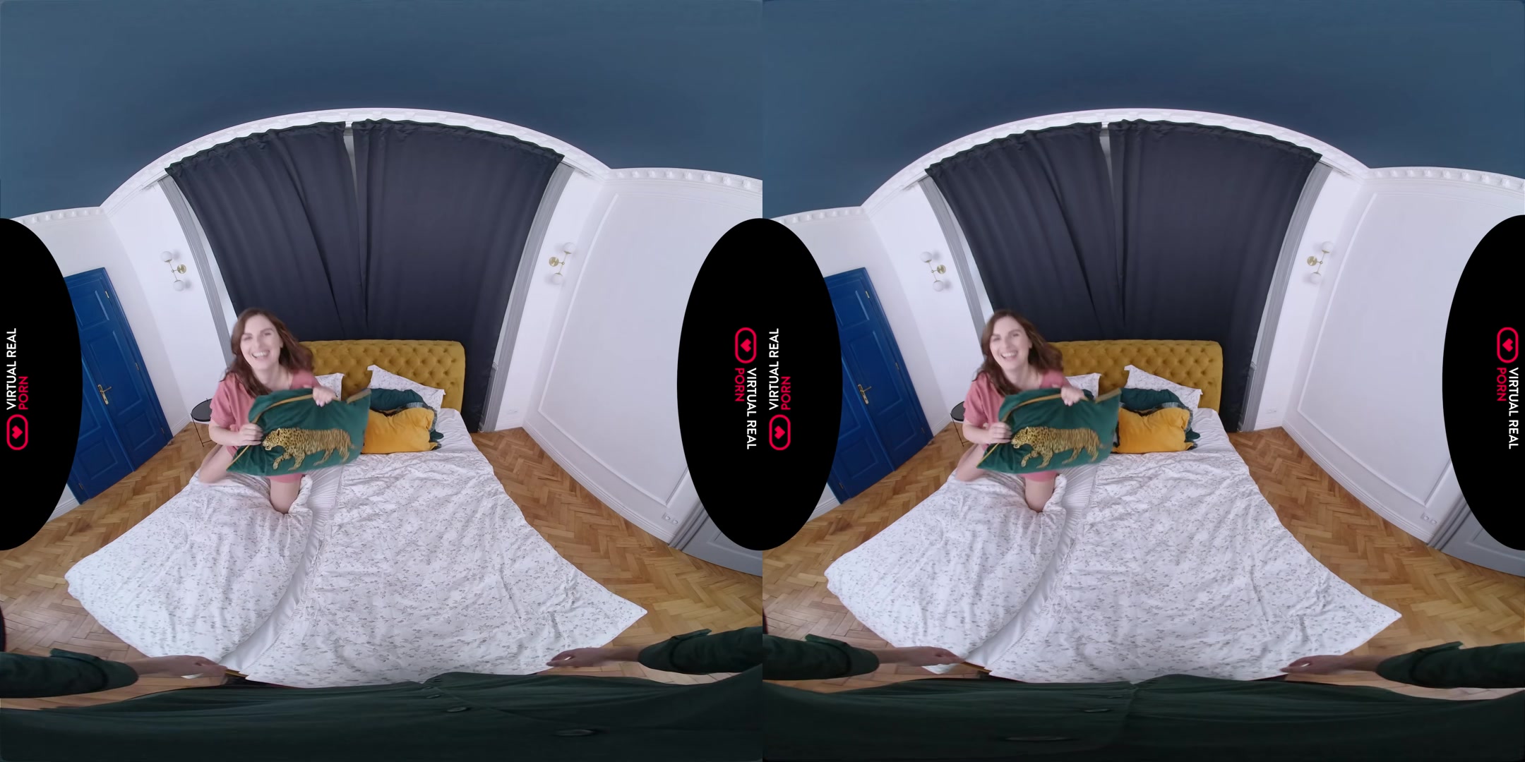 Naughty Vixen - VirtualRealPorn