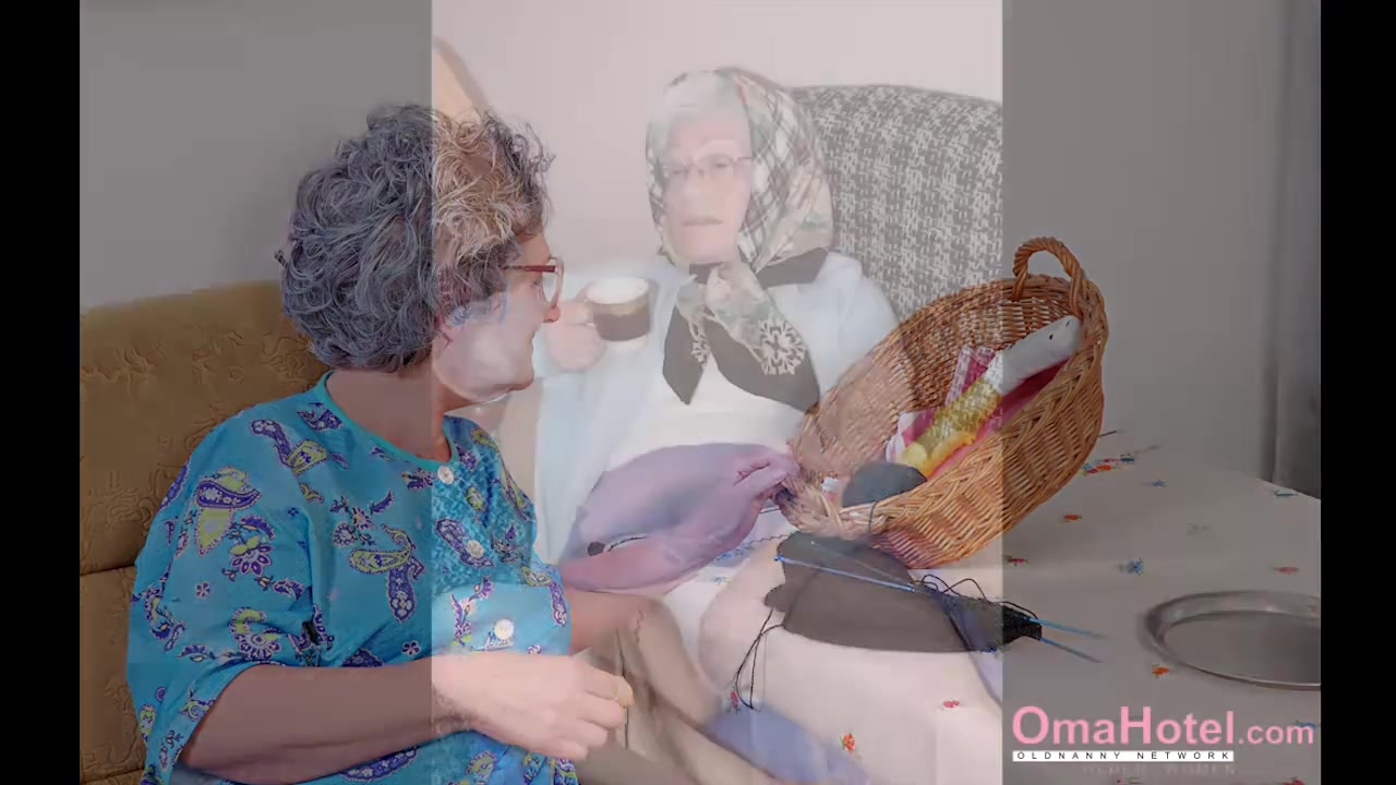 OmaHoteL Grannies And Mature Toy Photos