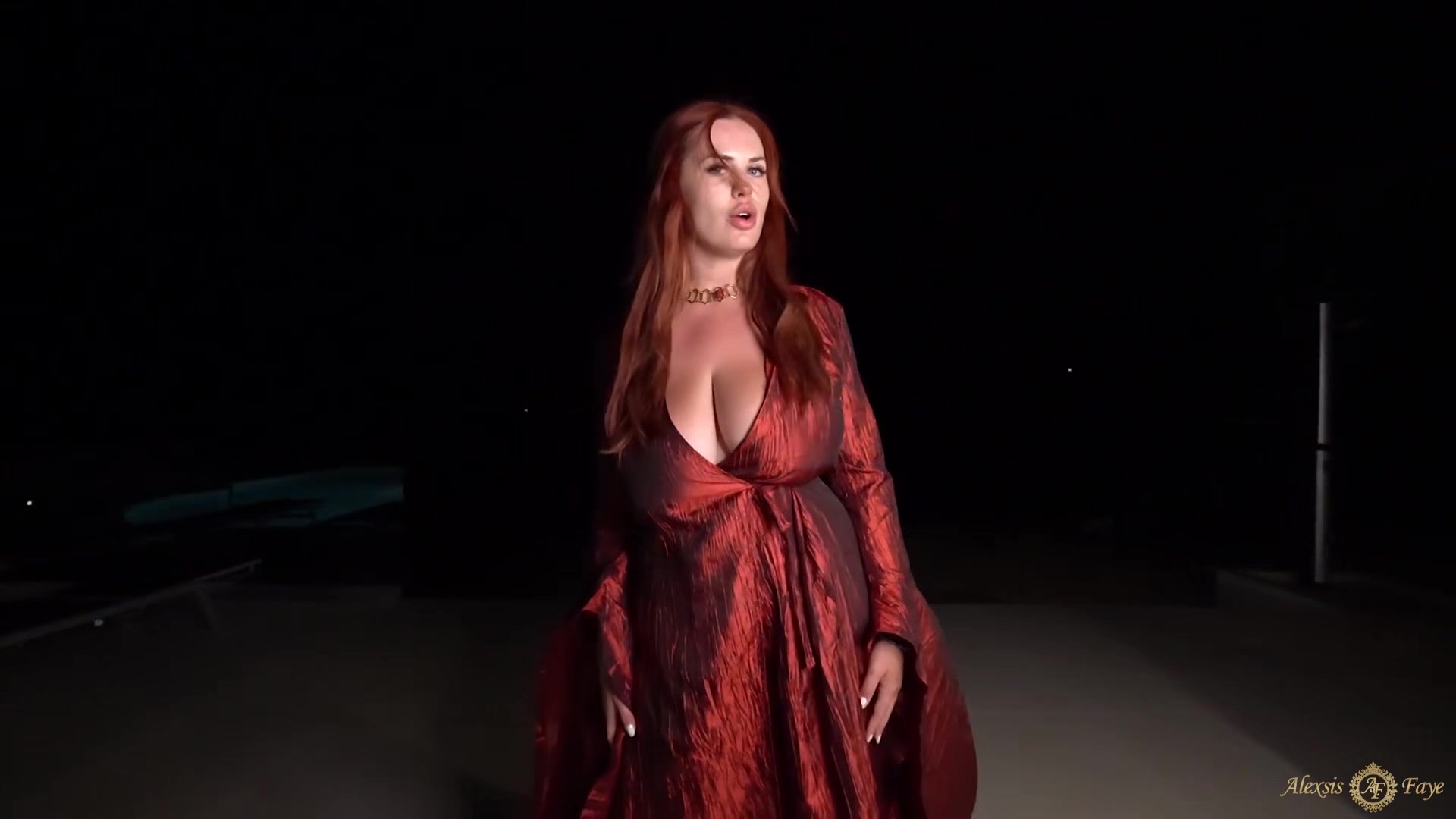 GOT Melisandre Seducing You - Alexsis Faye