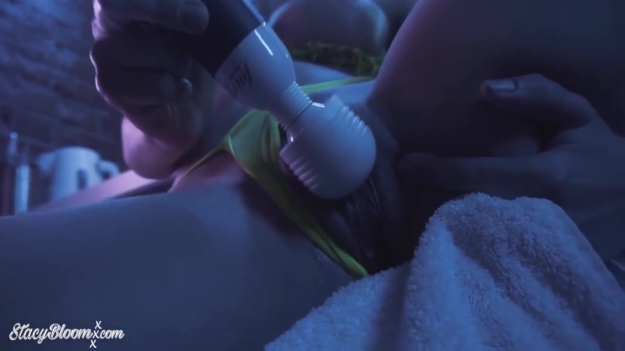 Perfect Girl With Big Natural Tits Plays Pussy Vibrator And Squirt