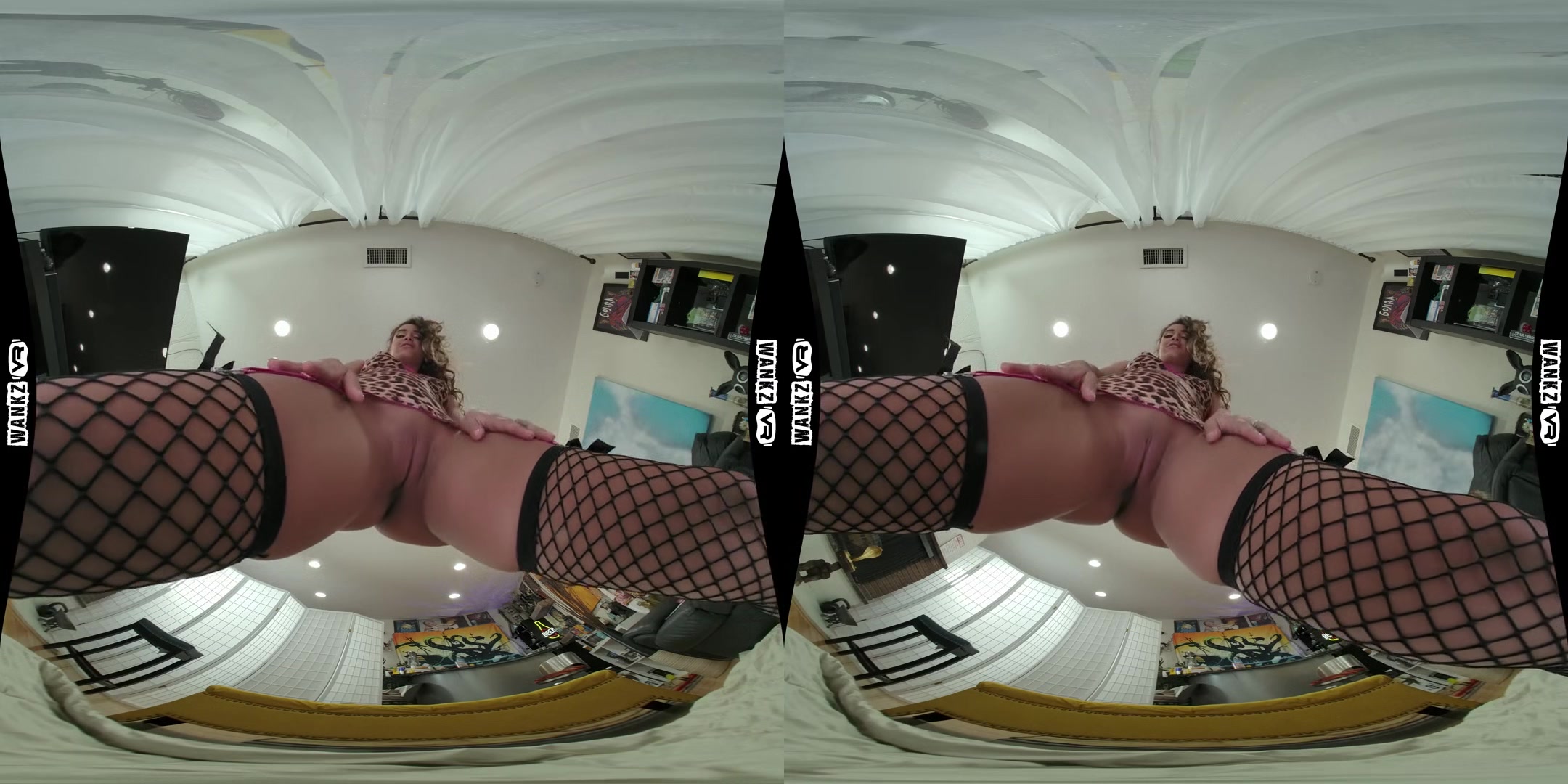 Things Are Lookin' Upskirt