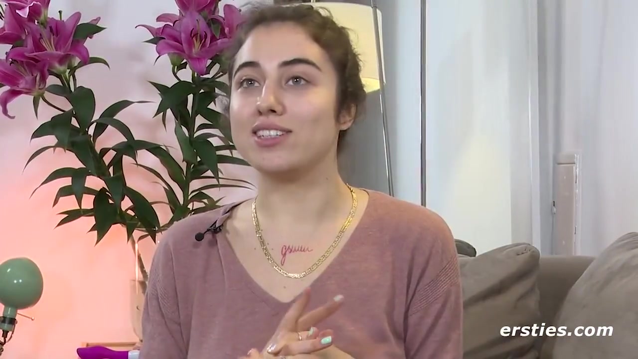 Kara Makes Herself Really Horny In Doggy Style
