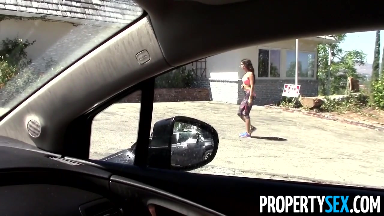 PropertySex Fucking Hot Divorced Wife With House for Sale Horny for Dick