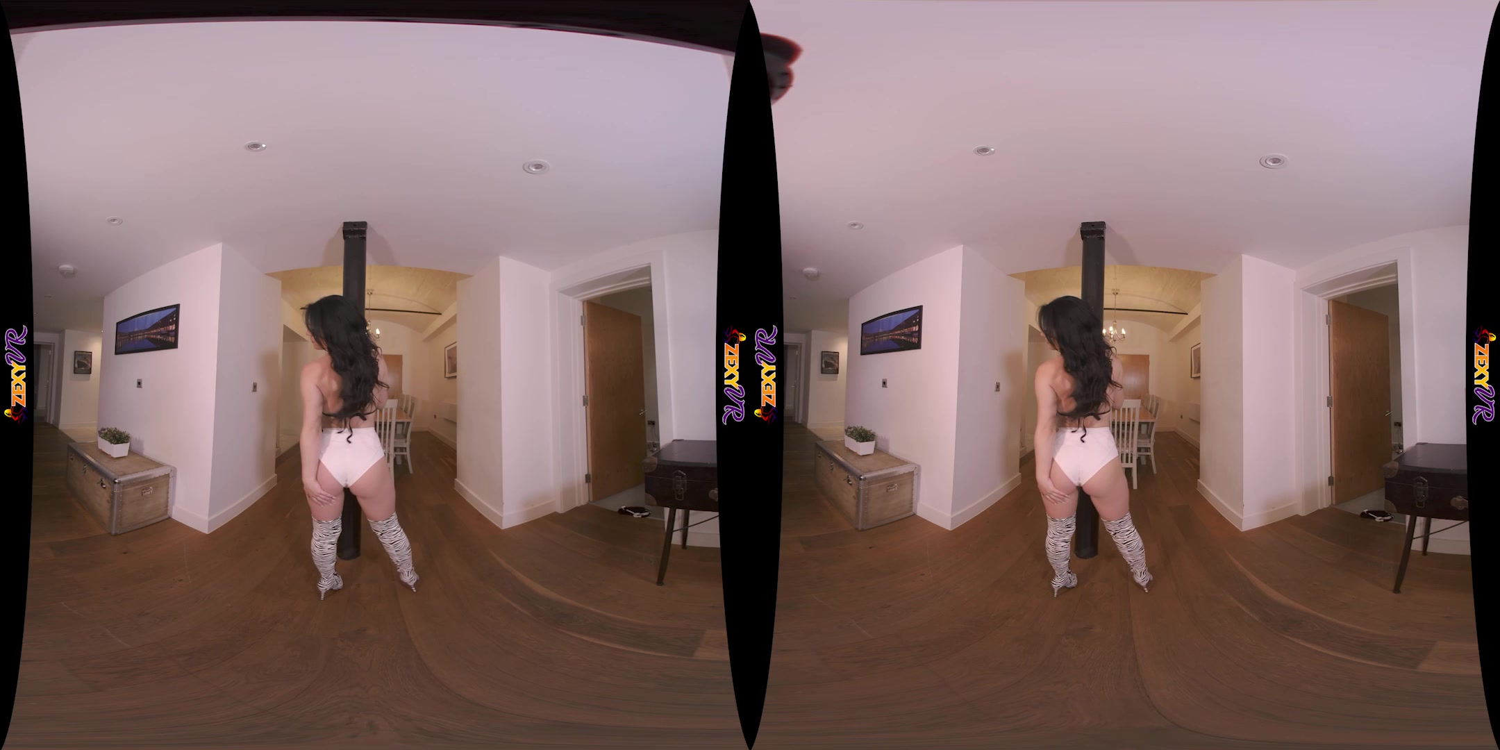 Feeling Cheeky featuring Chelsea Essex - ZexyVR