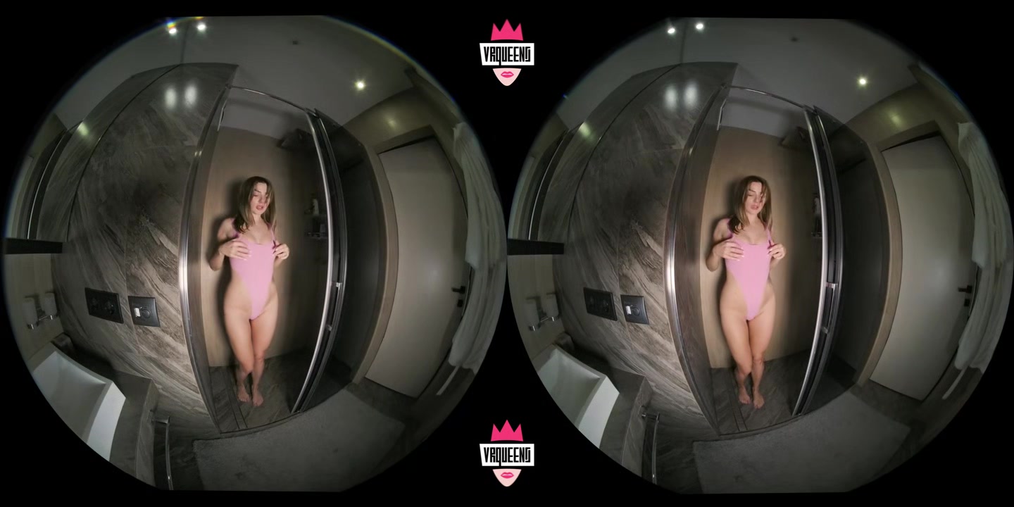 Alexxis Ren in the Shower - VRQueens