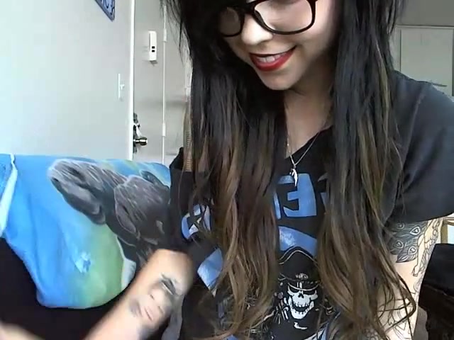 Young tattooed emo chick masturbating on webcamera
