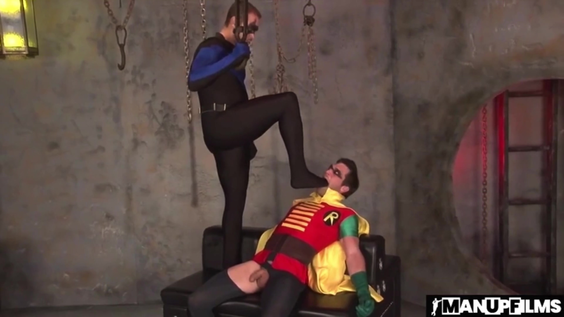 Nightwing Fondles Robin