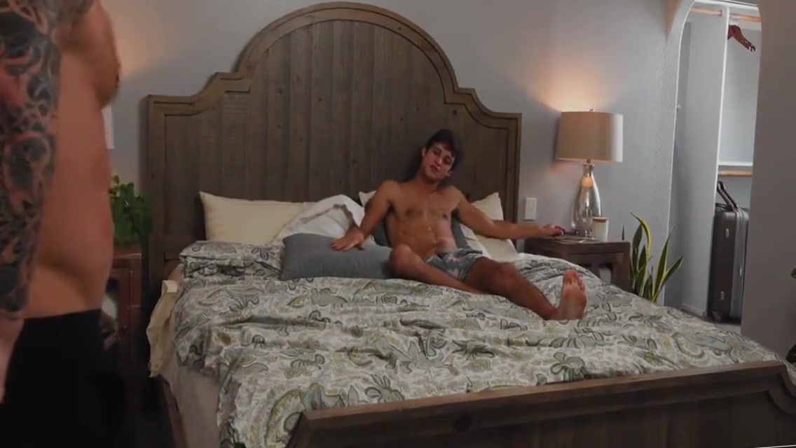 Gay Porn - Skinny Bottom Twink Barebacked By Massive Straight Dude 7 Min