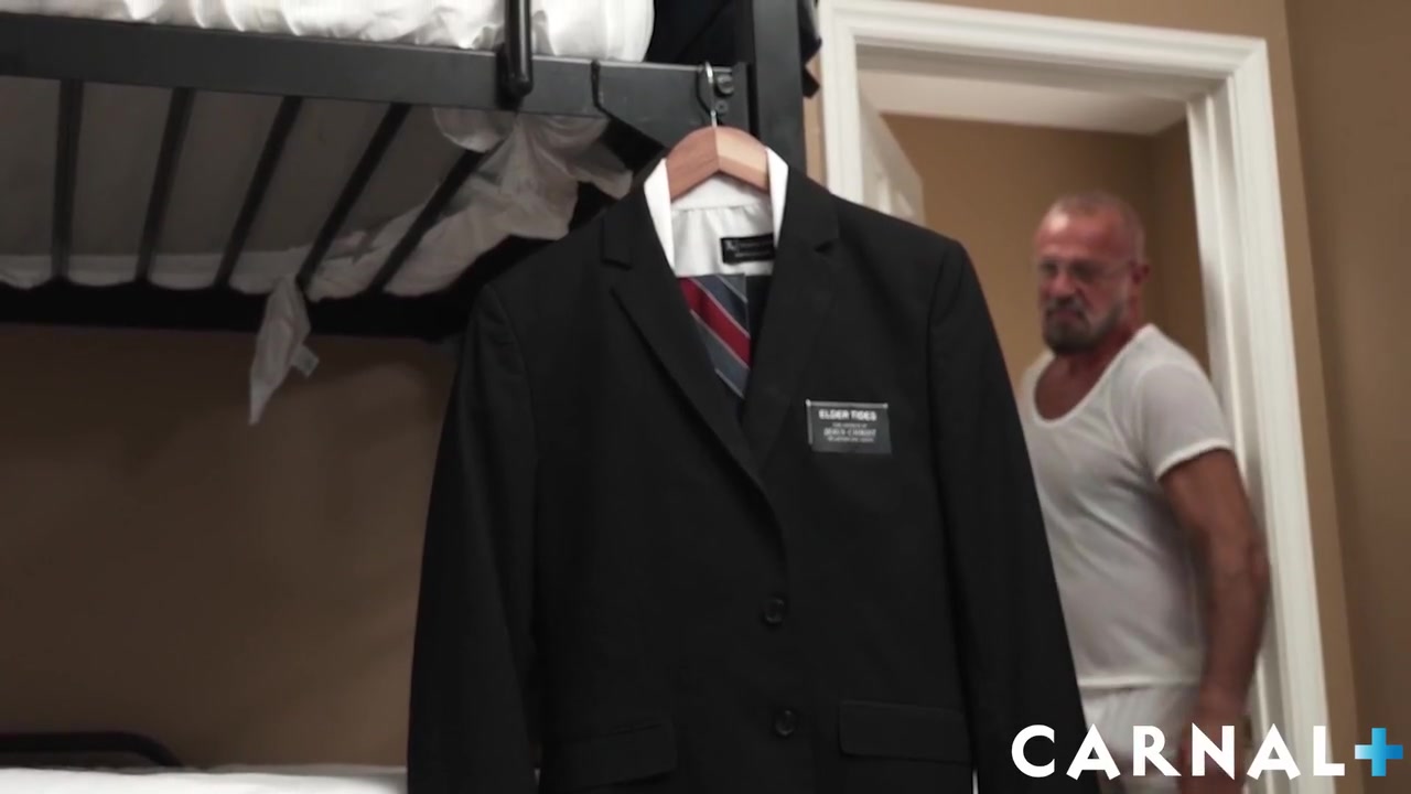 Felix Kamp, Master Kamp And Dex Devall - Hung Twinks Flip Flop Watched By Kinky Master