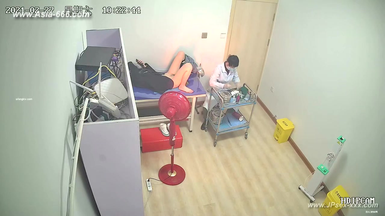 Peeping Hospital patient.10