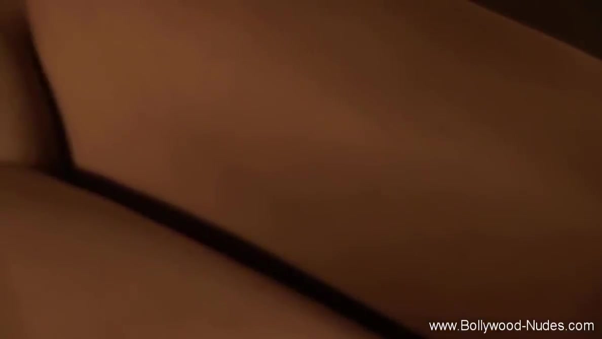 Feeling Sensual With Beautiful With Seduction - Indian Lady