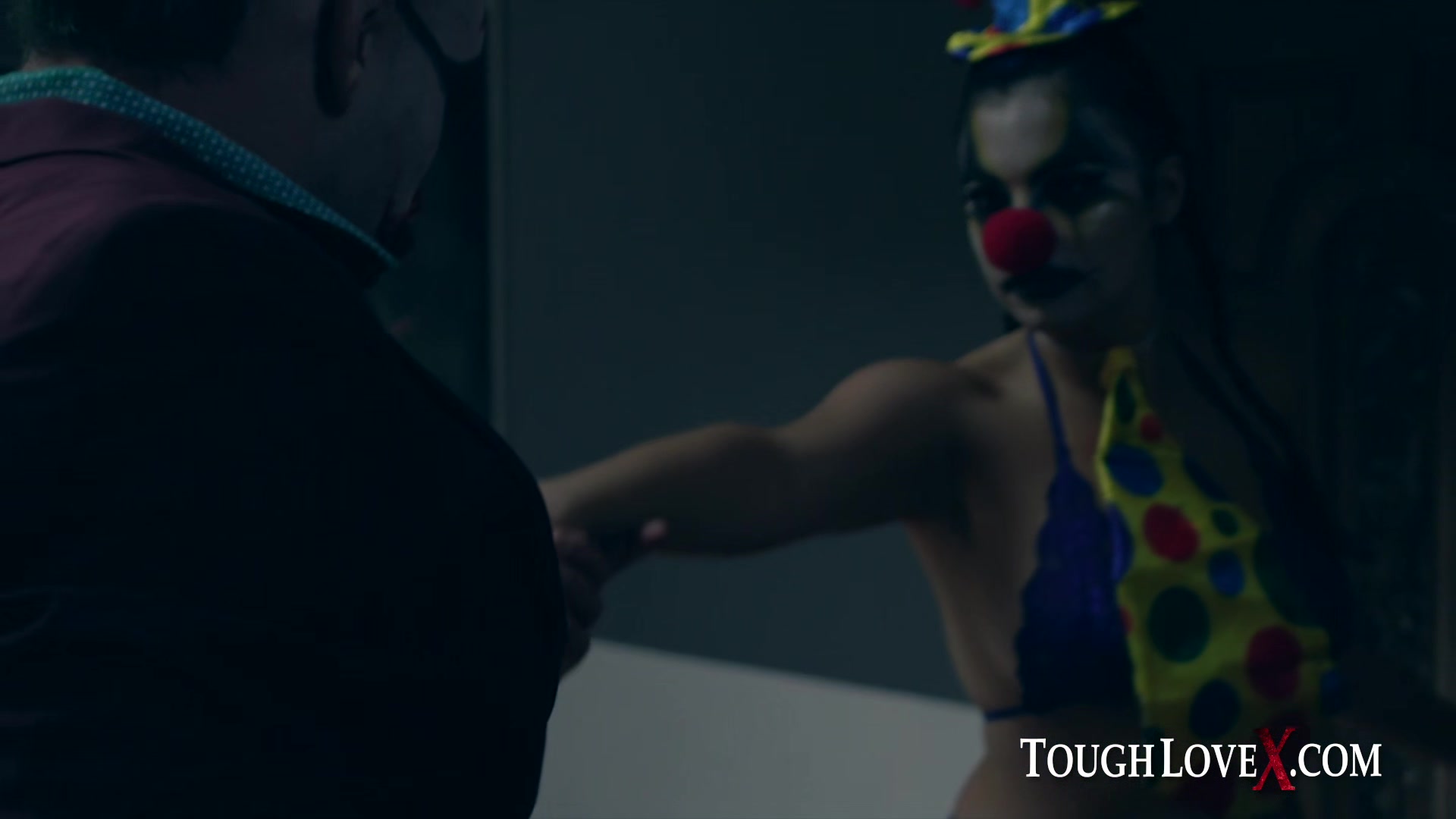 TOUGHLOVEX Violet Starr lets JokerX stuff her pussy